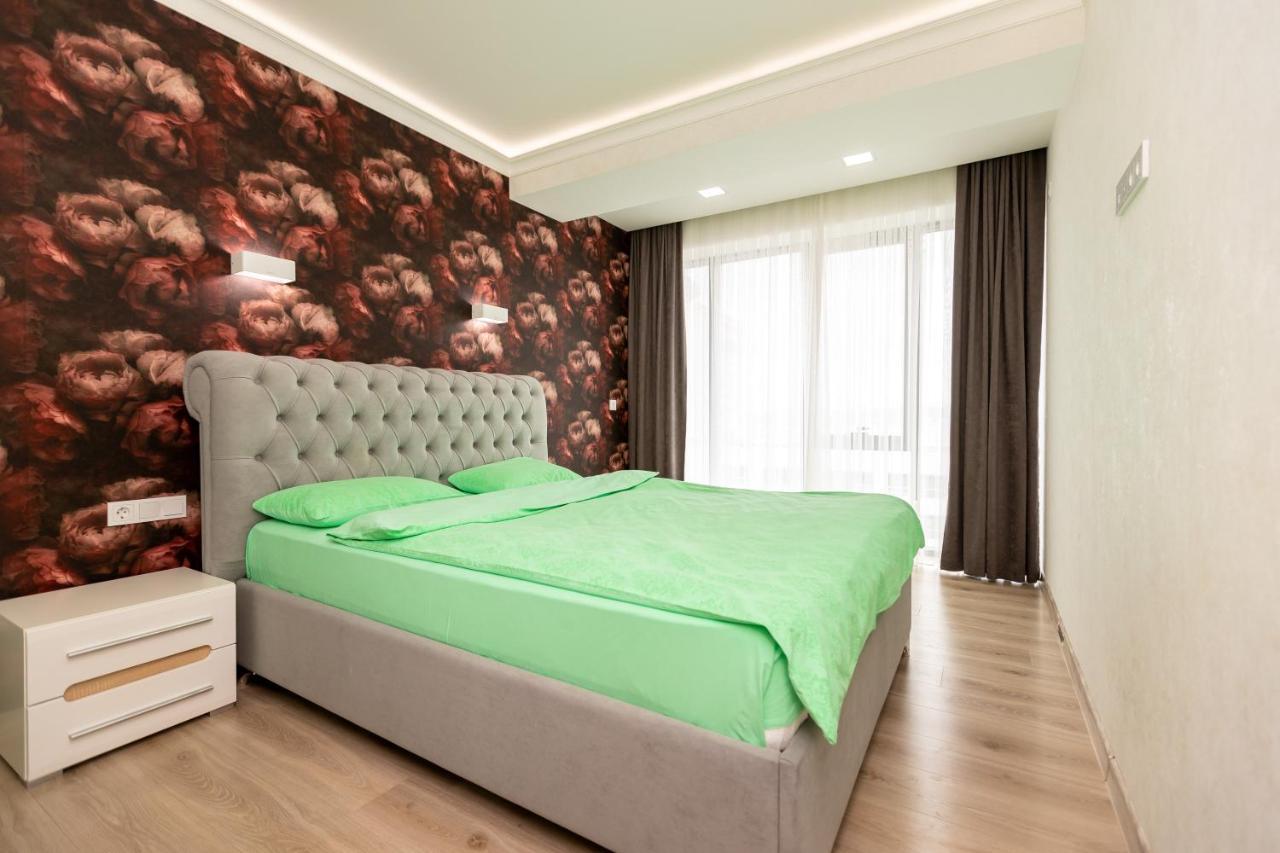 Main Street Sky House Apartments 키시나우 외부 사진