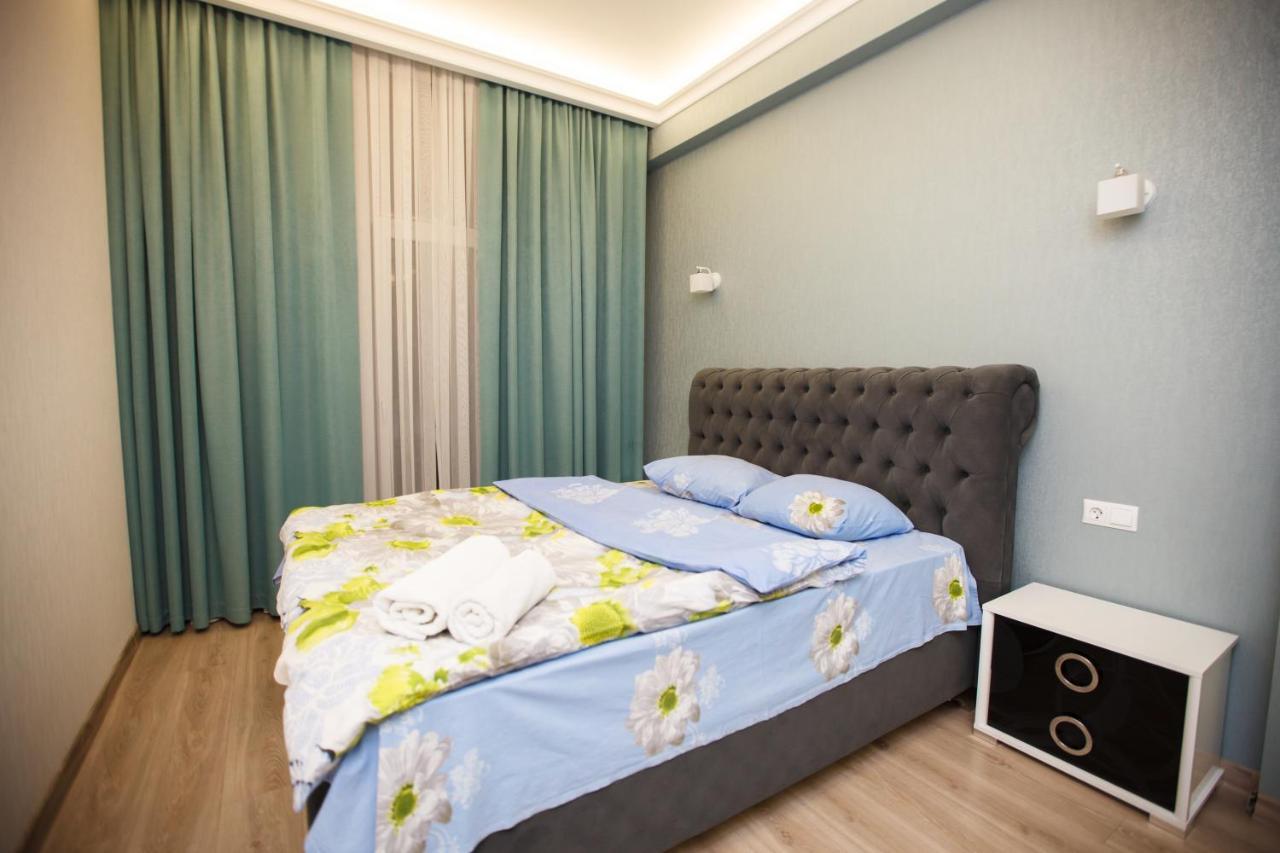 Main Street Sky House Apartments 키시나우 외부 사진
